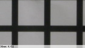 Center image, f/32